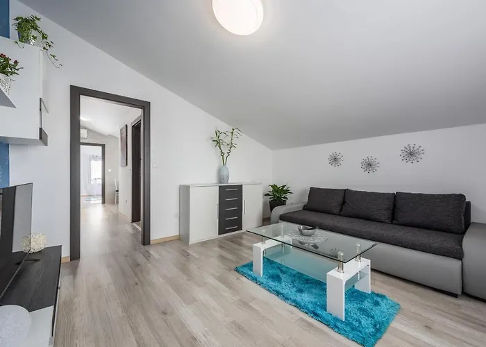 Pharos House With * Umag